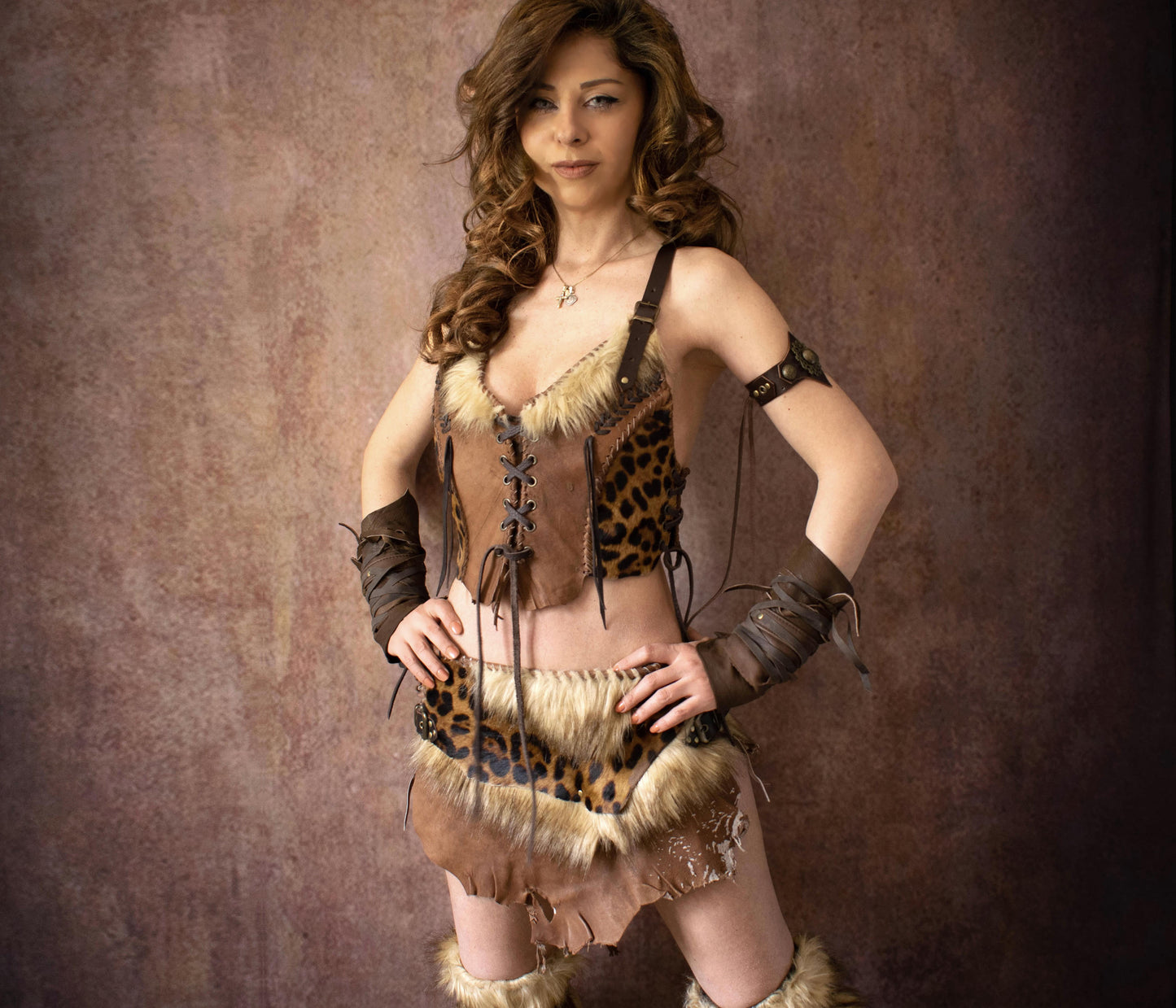 Leather primitive tiger Outfit, faux fur apocalyptical